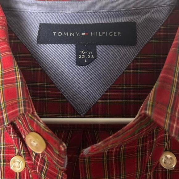 Tommy hilfiger button up shirt red - Picture 2 of 3